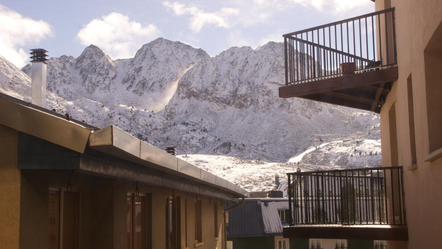 VUE DEPUIS LA SALLE A MANGER